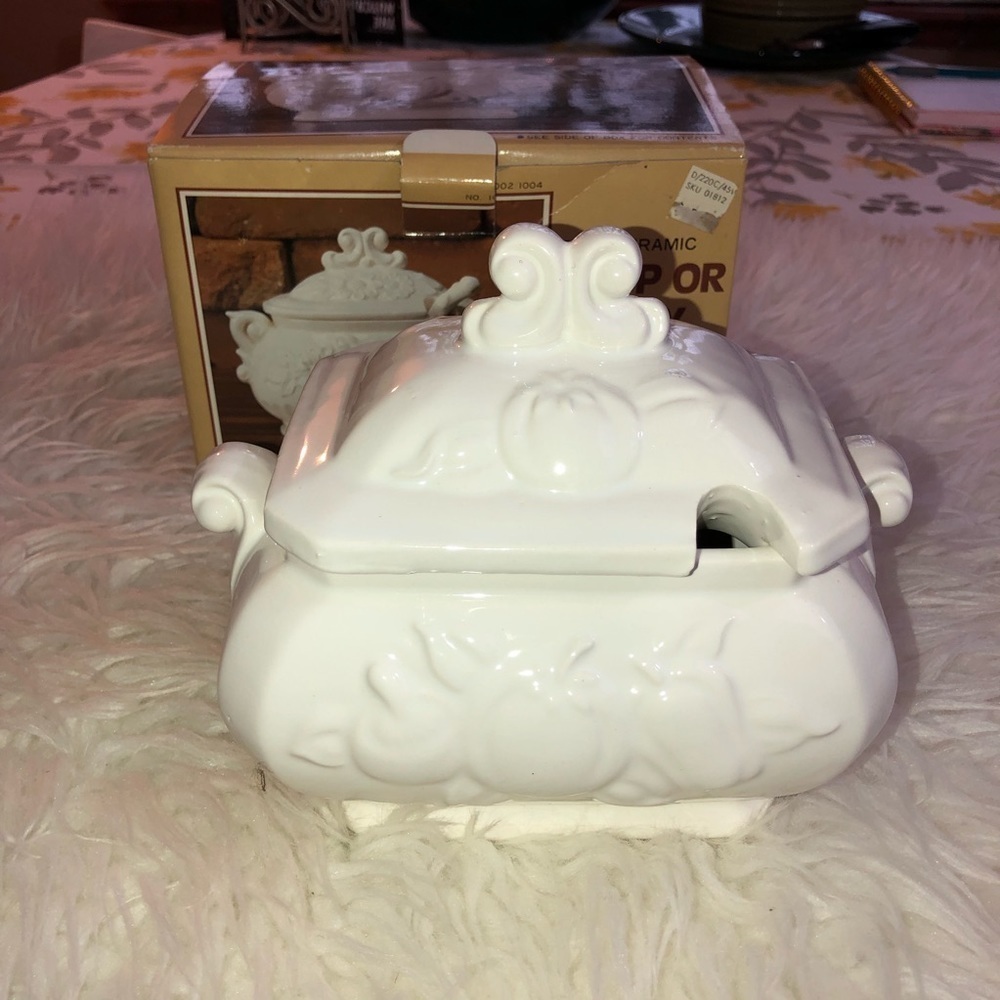 Vintage Japanese White Ceramic Tureen Gravy Dish with Lid
